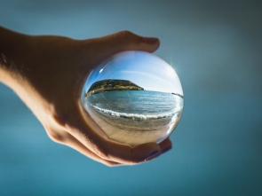 Photo credits: Unsplash/Dan DeAlmeida 